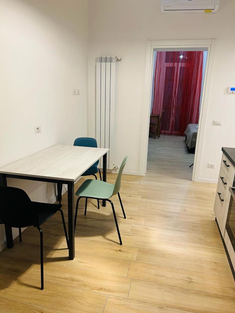 Easy Room Italy Rogoredo Milánó Kültér fotó